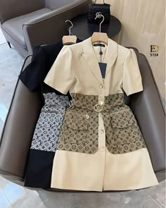 Louis Vuitton Wholesale Clothing (40 Items £8,000)- Custom Selection - Image 2