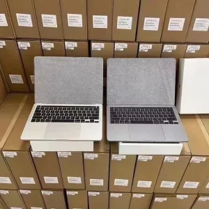 Buy Laptop Liquidation Pallets For Sale (100+ Units From £1,995)